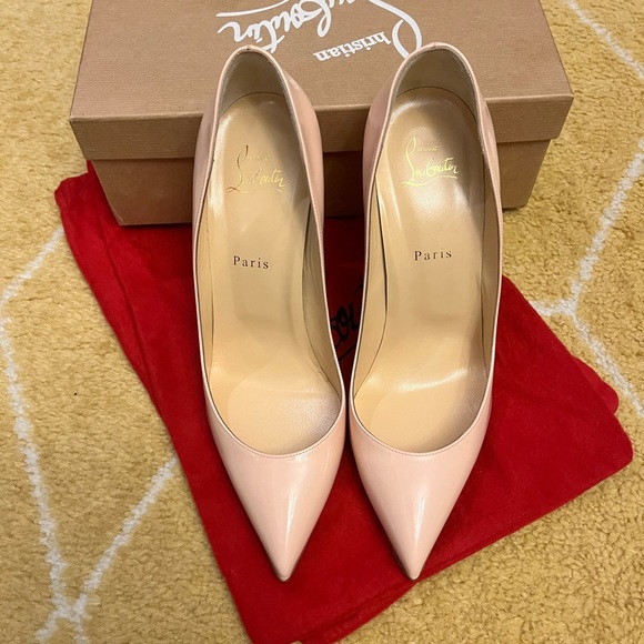 Christian Louboutin - Picture 16 of 16